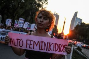 47 mujeres fueron quemadas intencionalmente en 2022, solo el 59.5% de los casos se denunciaron