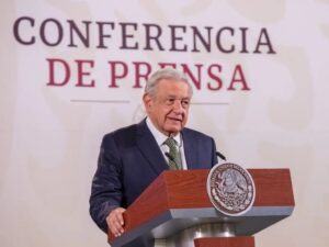 AMLO presentará una propuesta de reforma constitucional después de la resistencia a las modificaciones a la Ley de la Industria Eléctrica