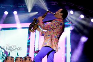 Los Tigres del Norte hacen vibrar a la comunidad culichi